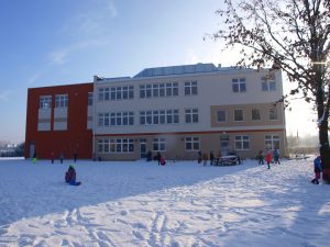 Szkoła Heliantus - Zima, Ogród, Boisko, Zabawa